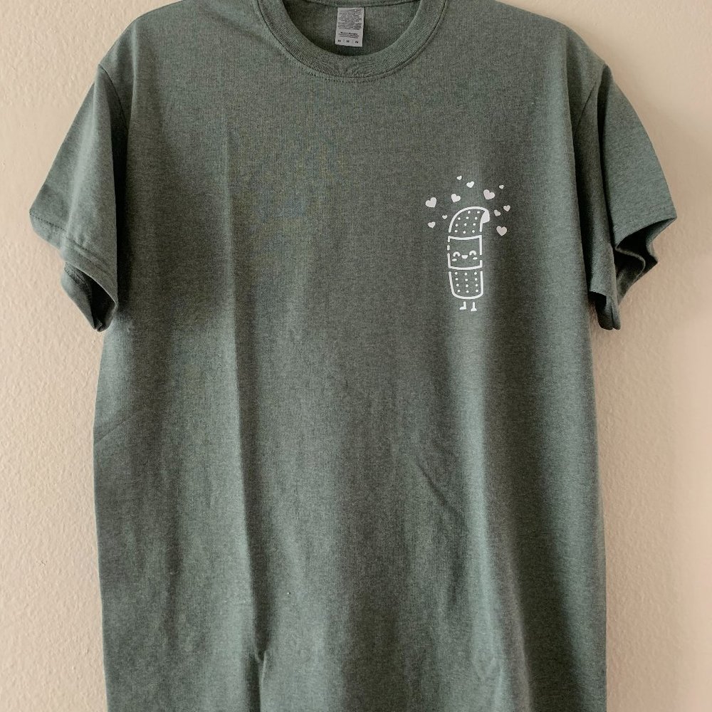 Medium] Heather Olive Tshirt with bandage print
